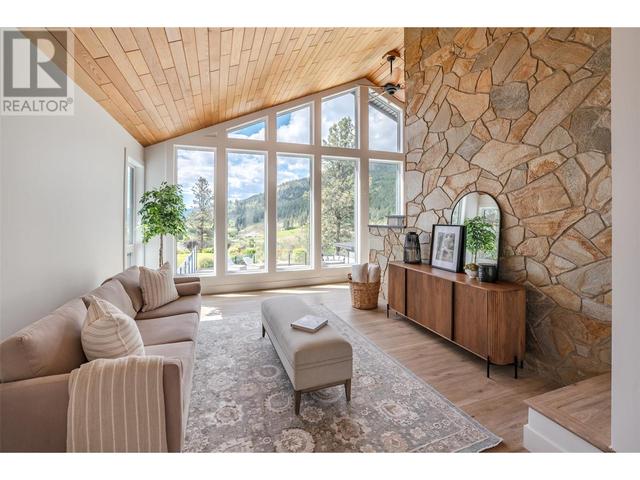 21815 Garnet Valley Rd, Home with 7 bedrooms, 3 bathrooms and 2 parking in Summerland BC | Image 5