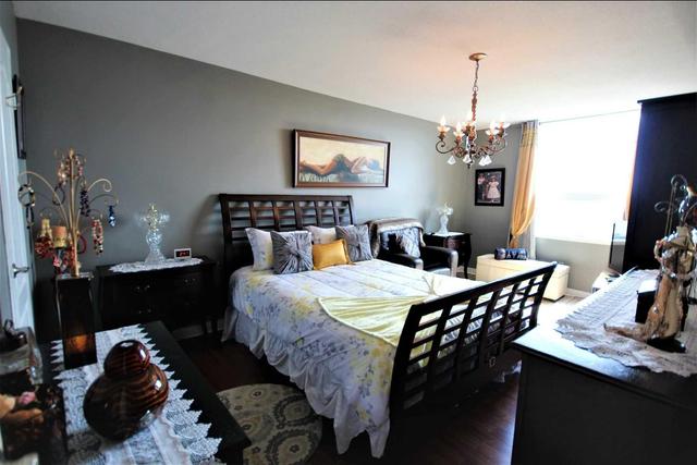 PH-1 - 625 The West Mall, Condo with 2 bedrooms, 2 bathrooms and 1 parking in Toronto ON | Image 11