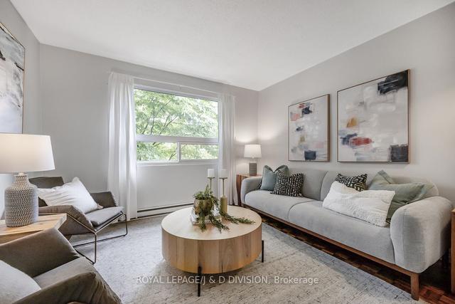 17 - 123 Strathcona Ave, Townhouse with 2 bedrooms, 1 bathrooms and 1 parking in Toronto ON | Image 3