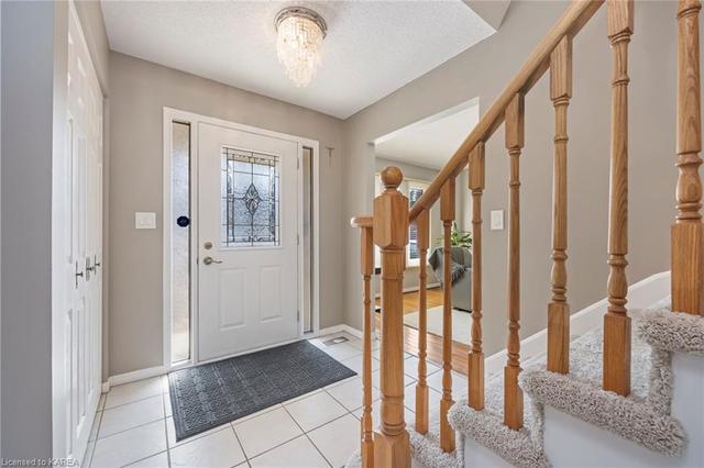 886 Woodside Dr, House detached with 3 bedrooms, 2 bathrooms and null parking in Kingston ON | Image 23