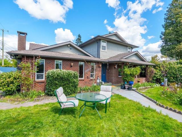 15357 96th Ave, House detached with 3 bedrooms, 2 bathrooms and 6 parking in Surrey BC | Image 1
