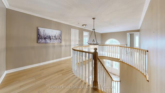 883 Comfort Ln, House detached with 4 bedrooms, 5 bathrooms and 6 parking in Newmarket ON | Image 13