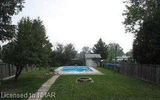 9 Hamilton Ave, House detached with 5 bedrooms, 2 bathrooms and 2 parking in Cobourg ON | Image 2