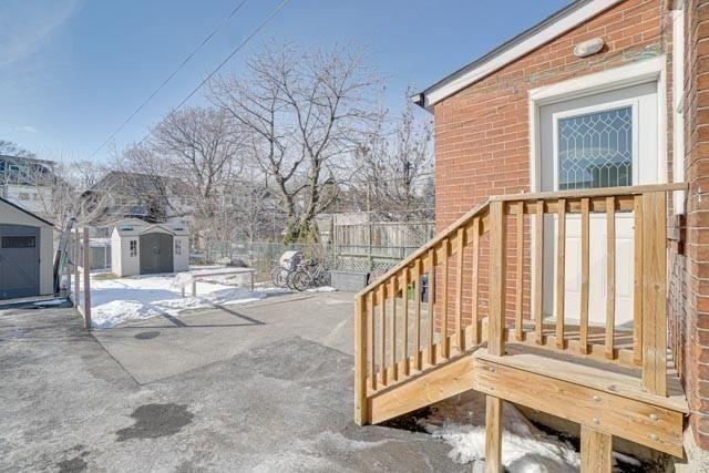 MAIN - 36 Winona Dr, House detached with 2 bedrooms, 1 bathrooms and 0 parking in Toronto ON | Image 7
