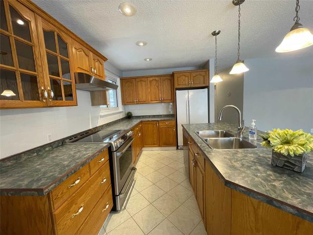 MAIN - 1444 Oneida Crt, House detached with 3 bedrooms, 1 bathrooms and 2 parking in Oshawa ON | Image 20