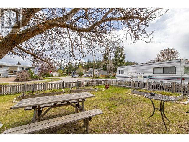 13606 Cartwright Ave, House detached with 3 bedrooms, 2 bathrooms and null parking in Summerland BC | Image 40