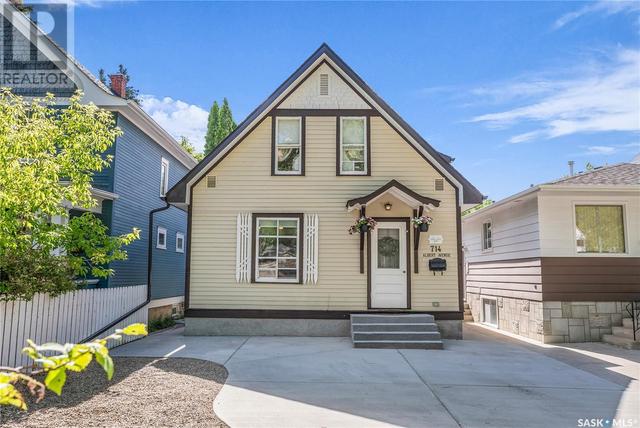 714 Albert Ave, House detached with 3 bedrooms, 2 bathrooms and null parking in Saskatoon SK | Image 1
