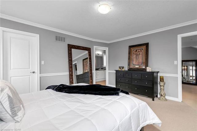 69 Creighton Ave, House detached with 3 bedrooms, 2 bathrooms and 2 parking in Guelph ON | Image 11