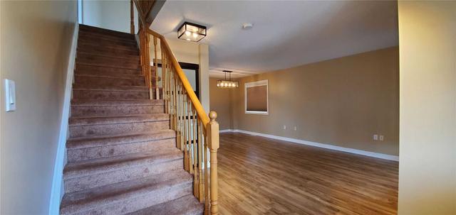 MAIN - 185 Thrushwood Dr, House semidetached with 3 bedrooms, 3 bathrooms and 2 parking in Barrie ON | Image 29