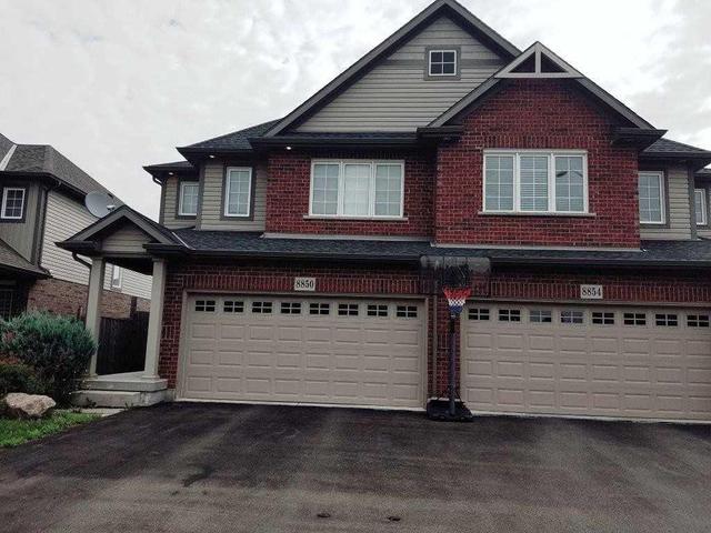 8850 Silverstar Crt, House semidetached with 4 bedrooms, 3 bathrooms and 4 parking in Niagara Falls ON | Image 2