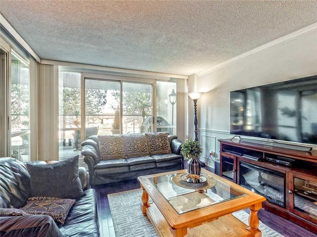 104 - 25 Cumberland Lane, Condo with 2 bedrooms, 2 bathrooms and 1 parking in Ajax ON | Image 3