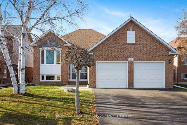 90 Carrick Ave, House detached with 3 bedrooms, 2 bathrooms and 4 parking in Keswick ON | Image 1