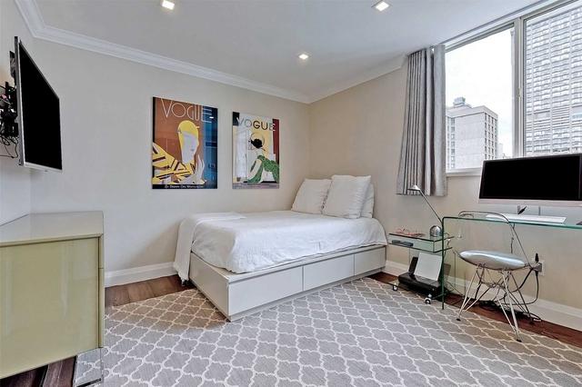 PH2 - 1055 Bay St, Condo with 2 bedrooms, 2 bathrooms and 1 parking in Toronto ON | Image 14