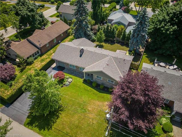 886 Boothman Ave, House detached with 5 bedrooms, 3 bathrooms and 5 parking in Burlington ON | Image 43