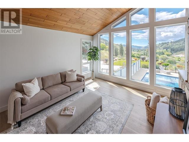 21815 Garnet Valley Rd, Home with 7 bedrooms, 3 bathrooms and 2 parking in Summerland BC | Image 11