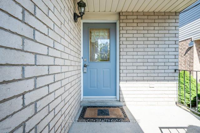 347 Hidden Creek Dr, House detached with 3 bedrooms, 3 bathrooms and 2 parking in Kitchener ON | Image 34