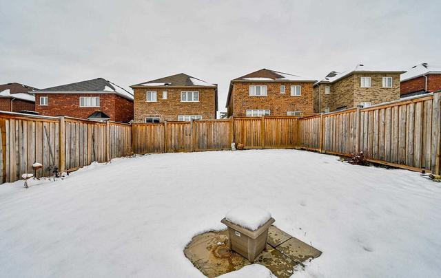 886 Groveland Ave, House detached with 4 bedrooms, 3 bathrooms and 4 parking in Oshawa ON | Image 28