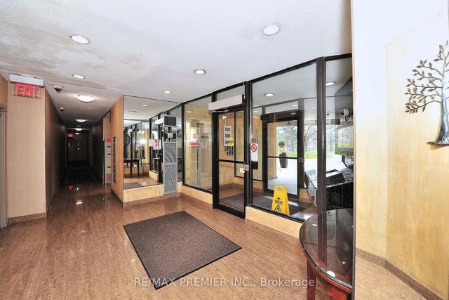 1901 - 10 Martha Eaton Way, Condo with 2 bedrooms, 2 bathrooms and 2 parking in North York ON | Image 24