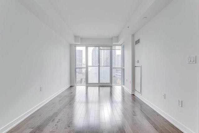 909 - 1 The Mall East, Condo with 1 bedrooms, 1 bathrooms and 0 parking in Toronto ON | Image 19