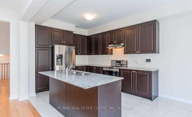 MAIN - 27 Dolobram Trail, House semidetached with 4 bedrooms, 3 bathrooms and 2 parking in Brampton ON | Image 7