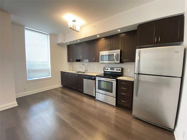 PH16 - 370 Highway 7, Condo with 3 bedrooms, 3 bathrooms and 1 parking in Richmond Hill ON | Image 13