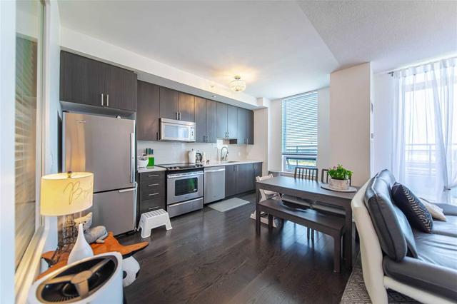 PH15 - 370 Highway 7, Condo with 3 bedrooms, 3 bathrooms and 1 parking in Richmond Hill ON | Image 34