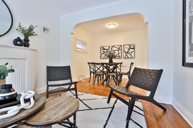 MAIN - 16 Little Blvd, House detached with 2 bedrooms, 1 bathrooms and 1 parking in York ON | Image 6