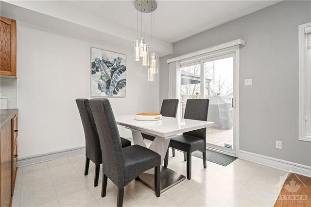 1778 Jersey St, Townhouse with 3 bedrooms, 2 bathrooms and 3 parking in Ottawa ON | Image 11