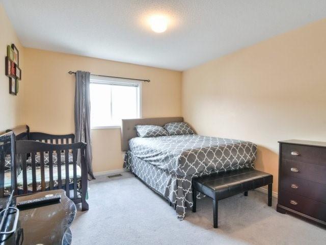 9 Irene Cres, House attached with 4 bedrooms, 4 bathrooms and 1 parking in Brampton ON | Image 16