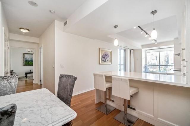 909 - 168 King St E, Condo with 3 bedrooms, 2 bathrooms and 2 parking in Toronto ON | Image 22