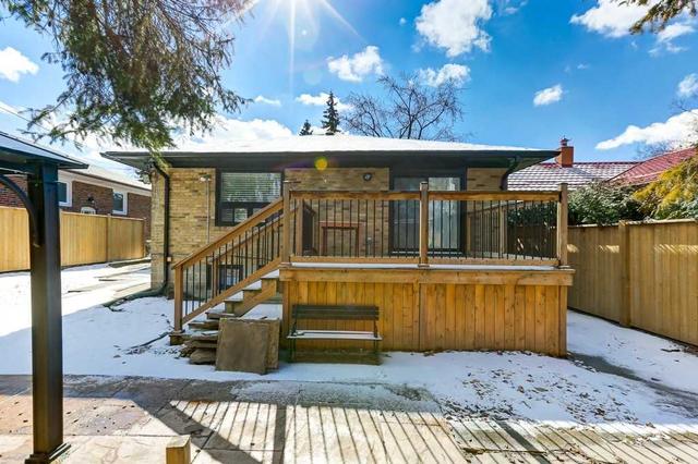 MAIN - 22 N Heights Rd, House detached with 3 bedrooms, 1 bathrooms and 1 parking in Etobicoke ON | Image 13