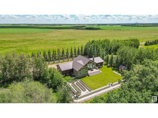 54428 Rge Rd 255, House detached with 5 bedrooms, 5 bathrooms and null parking in Sturgeon County AB | Image 68