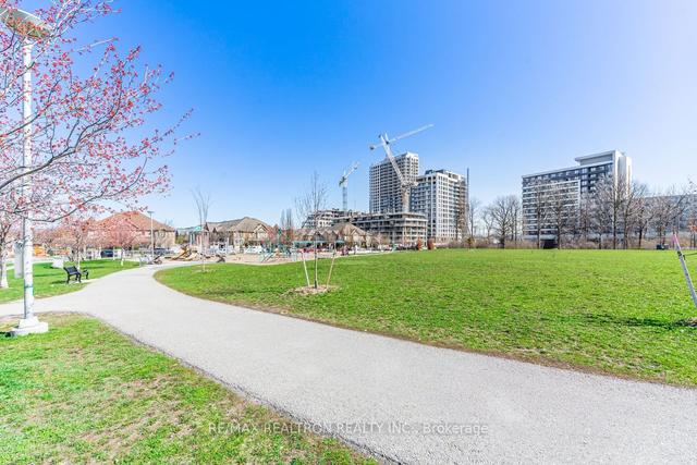 709 - 20 N Park Rd, Condo with 2 bedrooms, 2 bathrooms and 1 parking in Vaughan ON | Image 11