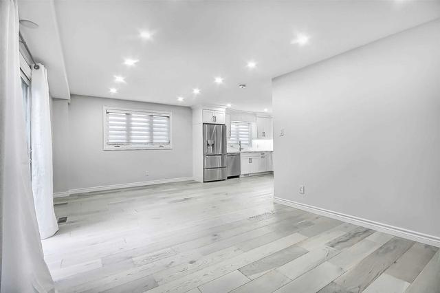 MAIN - 1087 Orchard Rd, House detached with 2 bedrooms, 1 bathrooms and 2 parking in Mississauga ON | Image 17