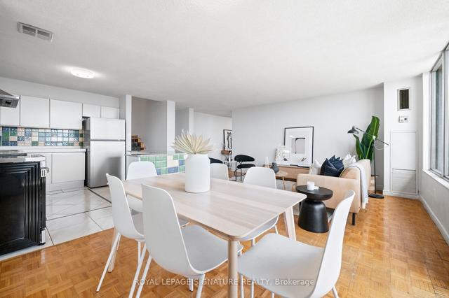PH17 - 11 Wincott Dr, Condo with 3 bedrooms, 2 bathrooms and 1 parking in Etobicoke ON | Image 7