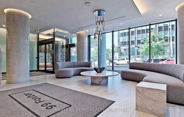 909 - 99 Foxbar Rd, Condo with 1 bedrooms, 1 bathrooms and 0 parking in Toronto ON | Image 4