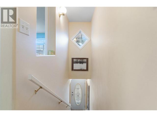 102 - 626 Van Horne St, House detached with 3 bedrooms, 2 bathrooms and 2 parking in Penticton BC | Image 23