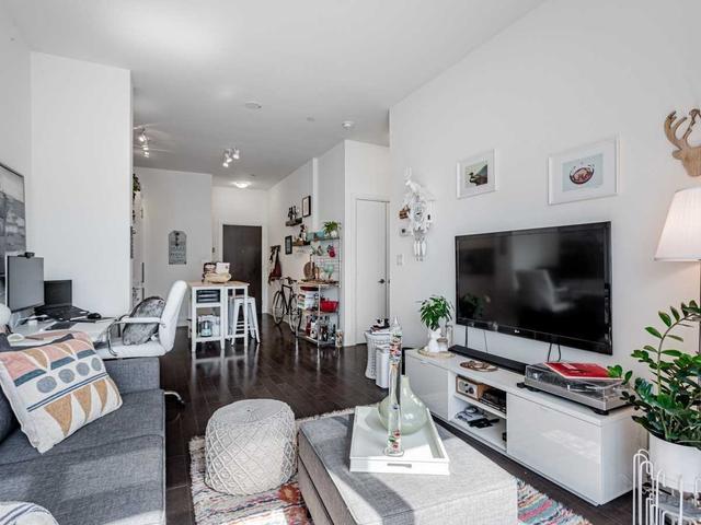 PH-201 - 460 Adelaide St E, Condo with 1 bedrooms, 1 bathrooms and 1 parking in Toronto ON | Image 2