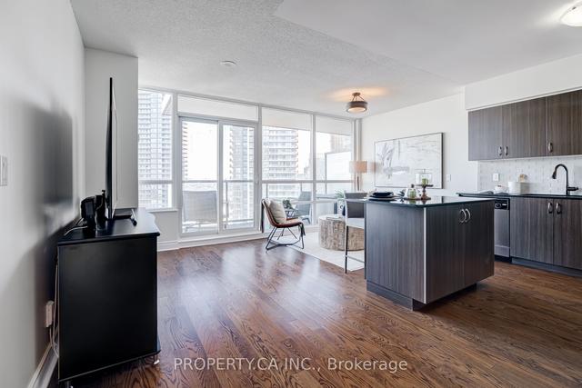 2205 - 15 Legion Rd, Condo with 1 bedrooms, 1 bathrooms and 2 parking in Etobicoke ON | Image 26