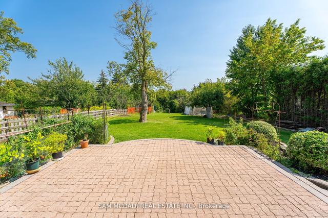 1548A Carolyn Rd, House detached with 4 bedrooms, 4 bathrooms and 8 parking in Mississauga ON | Image 32