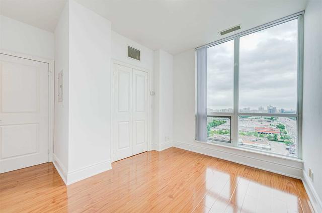 PH212 - 18 Harding Blvd, Condo with 2 bedrooms, 2 bathrooms and 2 parking in Richmond Hill ON | Image 11