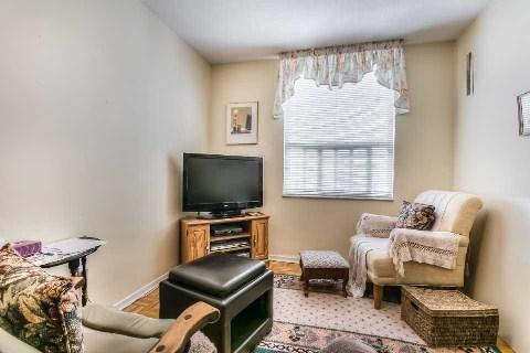 PH-19 - 5 Shady Lane, Condo with 3 bedrooms, 2 bathrooms and 1 parking in York ON | Image 6