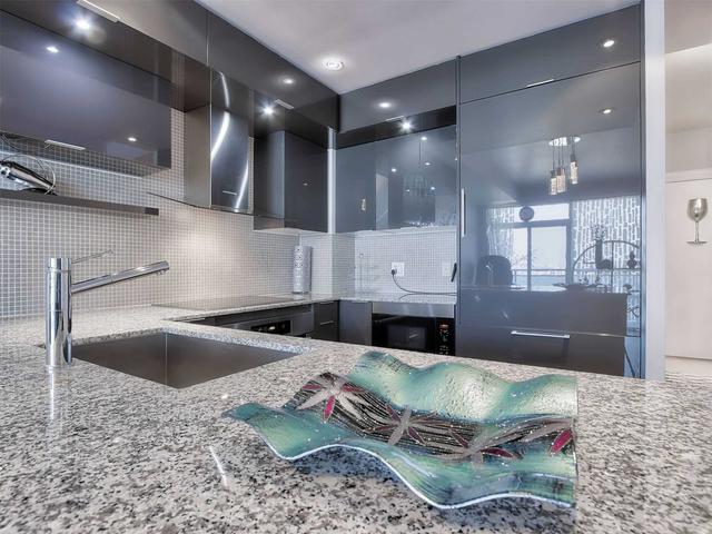 PH-03 - 16 Brookers Lane, Condo with 2 bedrooms, 2 bathrooms and 2 parking in Etobicoke ON | Image 40