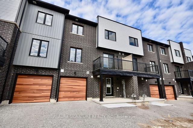 19 Silo Mews, House attached with 2 bedrooms, 2 bathrooms and 2 parking in Barrie ON | Image 1