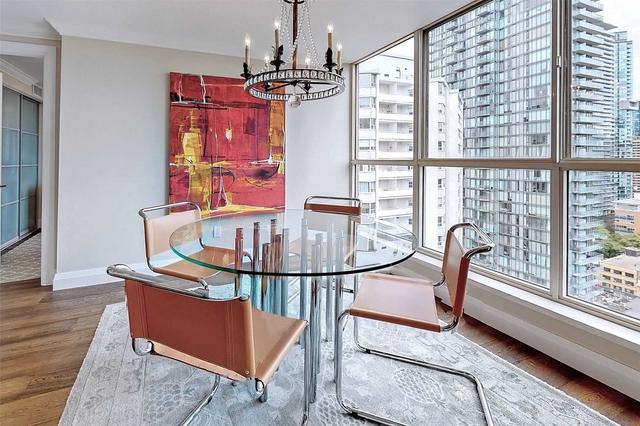 PH2 - 1055 Bay St, Condo with 2 bedrooms, 2 bathrooms and 1 parking in Toronto ON | Image 2