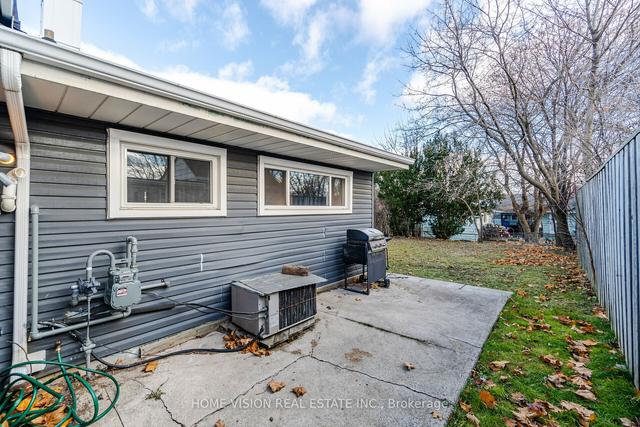 409 E 25th St, House detached with 3 bedrooms, 1 bathrooms and 3 parking in Hamilton ON | Image 29