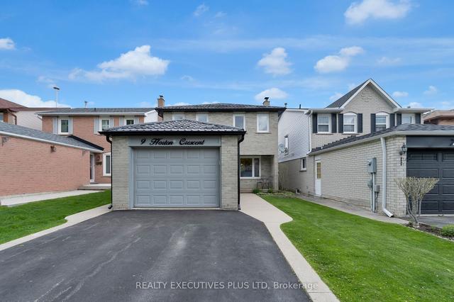 9 Horton Cres, House detached with 4 bedrooms, 3 bathrooms and 3 parking in Brampton ON | Image 12