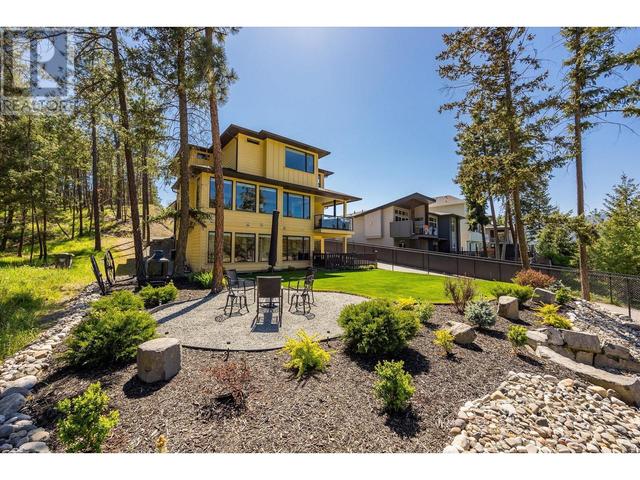 9142 Heritage Dr, House detached with 6 bedrooms, 2 bathrooms and 6 parking in Lake Country BC | Image 39