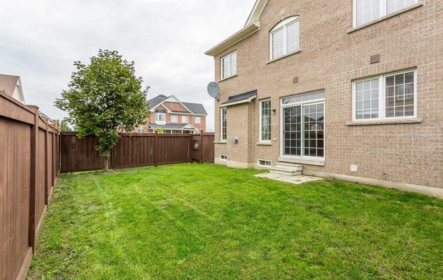 2 Fairservice Dr, House detached with 4 bedrooms, 5 bathrooms and 4 parking in Brampton ON | Image 20
