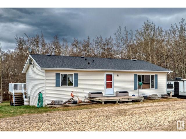 25113 Twp Rd 272, House detached with 3 bedrooms, 2 bathrooms and null parking in Rocky View County AB | Image 3